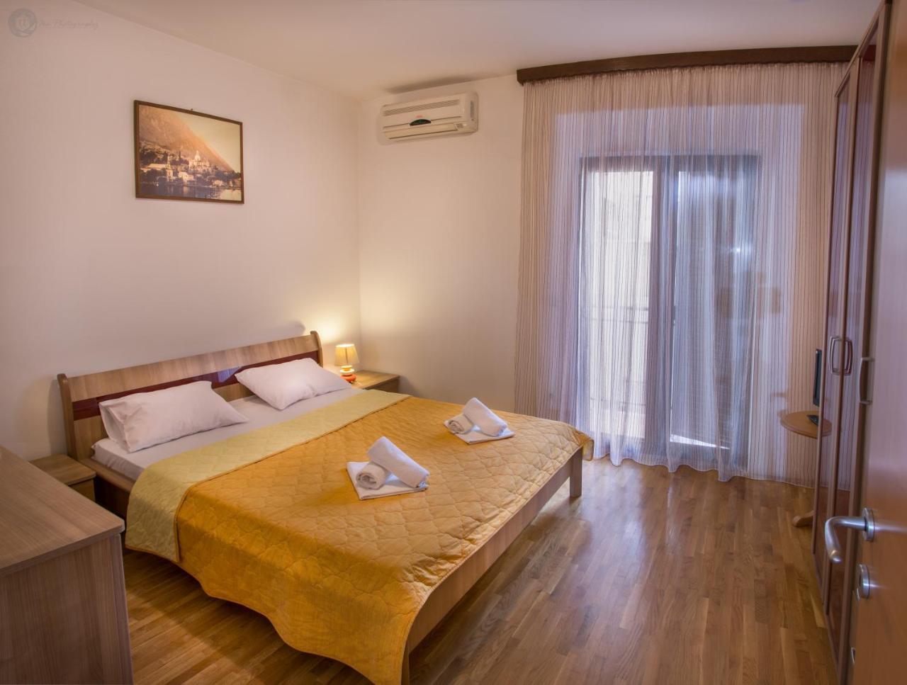 Apartments And Rooms Marija Будва Екстер'єр фото