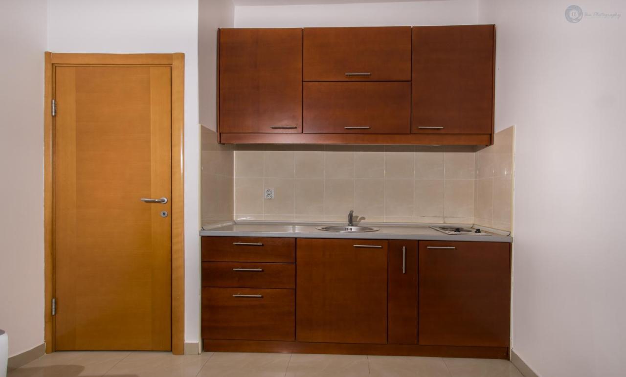 Apartments And Rooms Marija Будва Екстер'єр фото